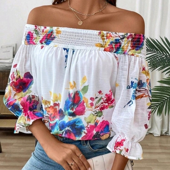 Women's Floral Print Vacation Parallel Chiffon Blouse With V-Neckline Off the To - Picture 1 of 3
